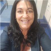 Prefesor de francés, soy bilingue Nacida en Bruselas